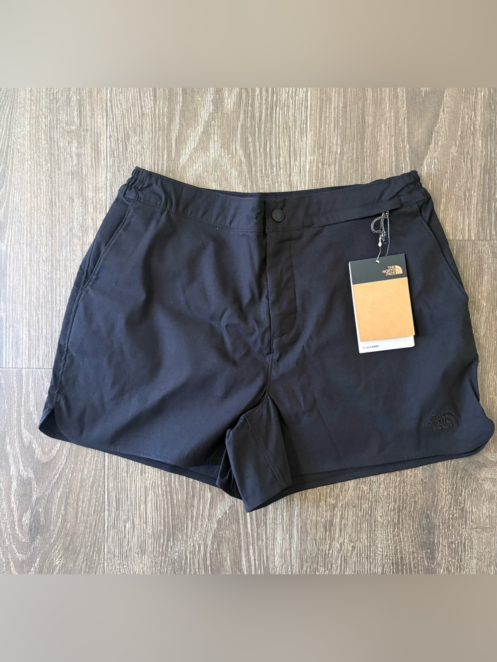 The North Face Women's Class V "Do Everything" Shorts TNF Black - Size 8 NEW!